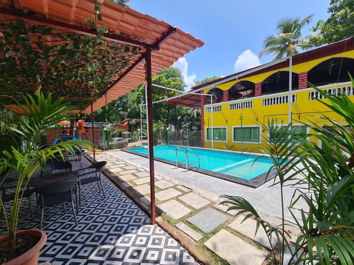 Palm Springs Beach Resort - Gorai — Photos 1